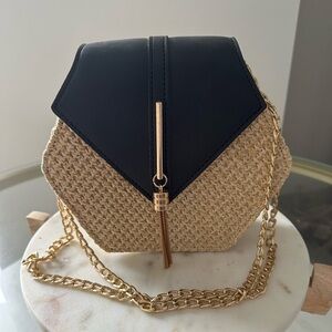 Black/beige Hexagon Crotchet Bag